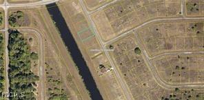 607 Raleigh Dr., Labelle, FL 33935