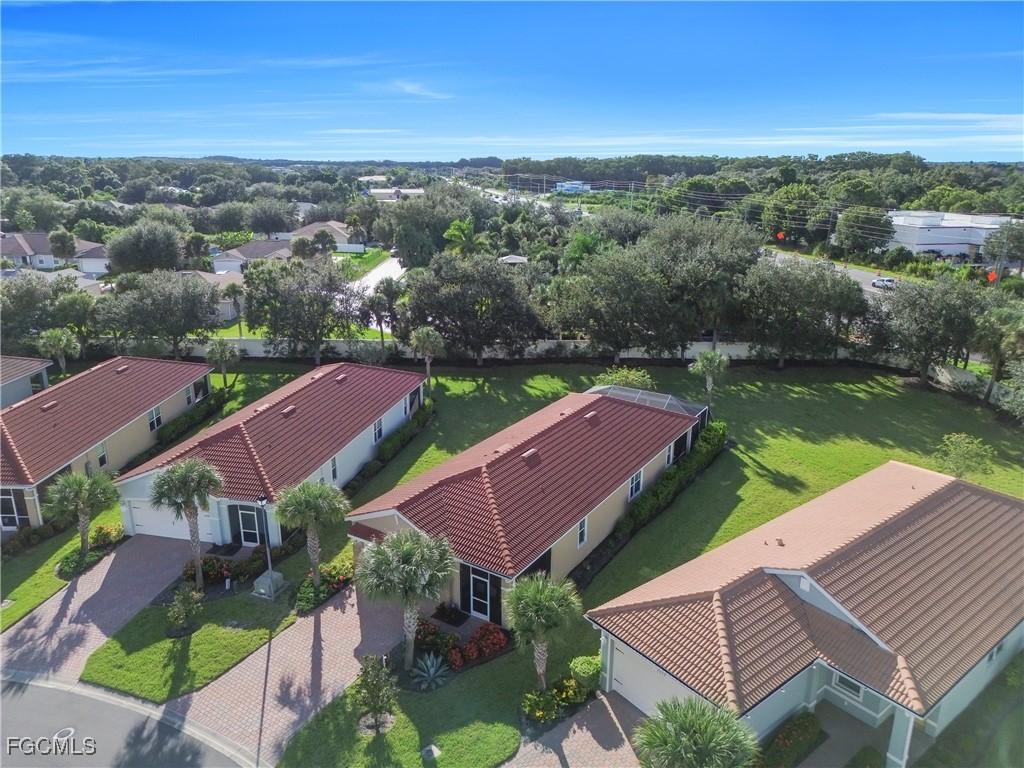 2065 Summersweet Dr., Alva, FL 33920