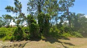 824 Dawhert Ave., Lehigh Acres, FL 33974