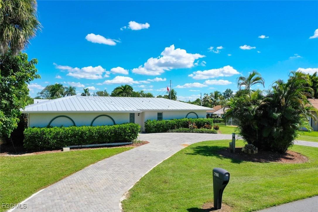 2166 Cape Way, North Fort Myers, FL 33917