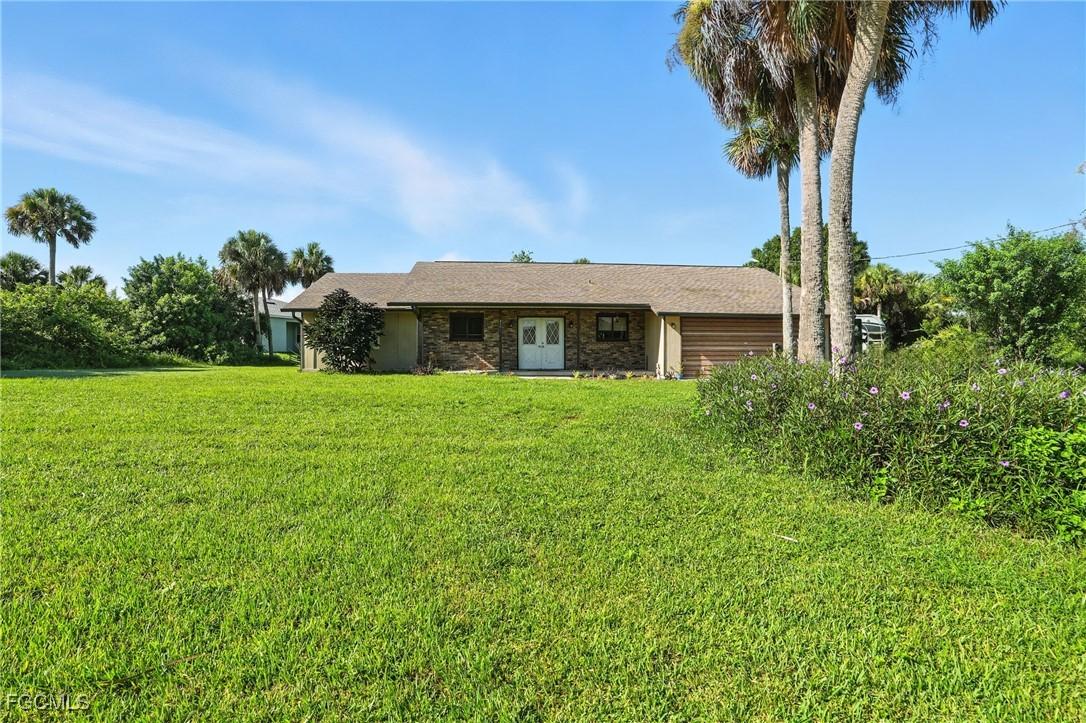5006 Pike Ln., Labelle, FL 33935