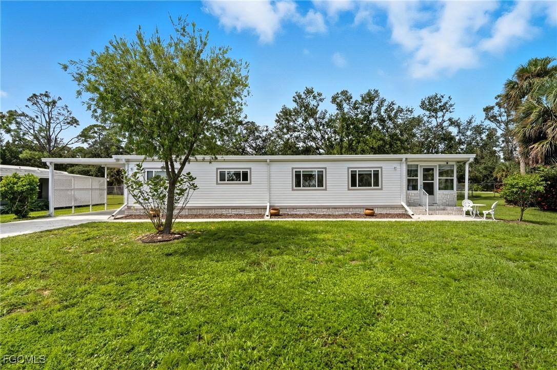 25 W Hampton Dr., Fort Myers, FL 33908