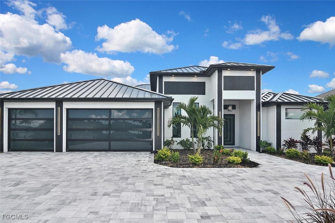 2541 Surfside Blvd., Cape Coral, FL 33914