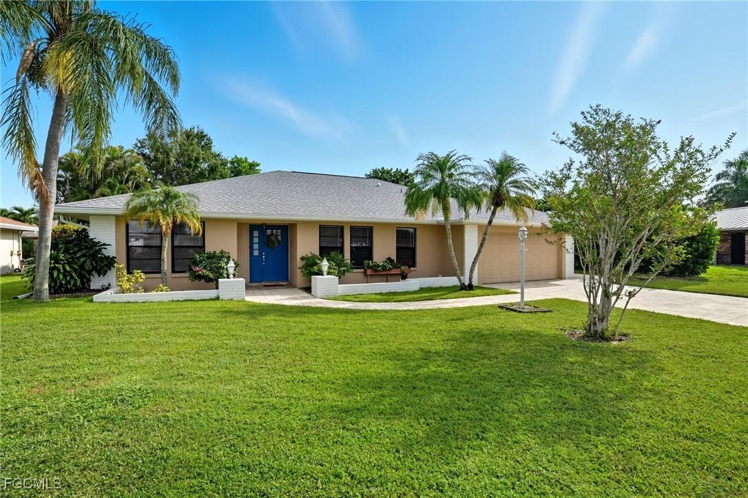 683 Astarias Cir., Fort Myers, FL 33919