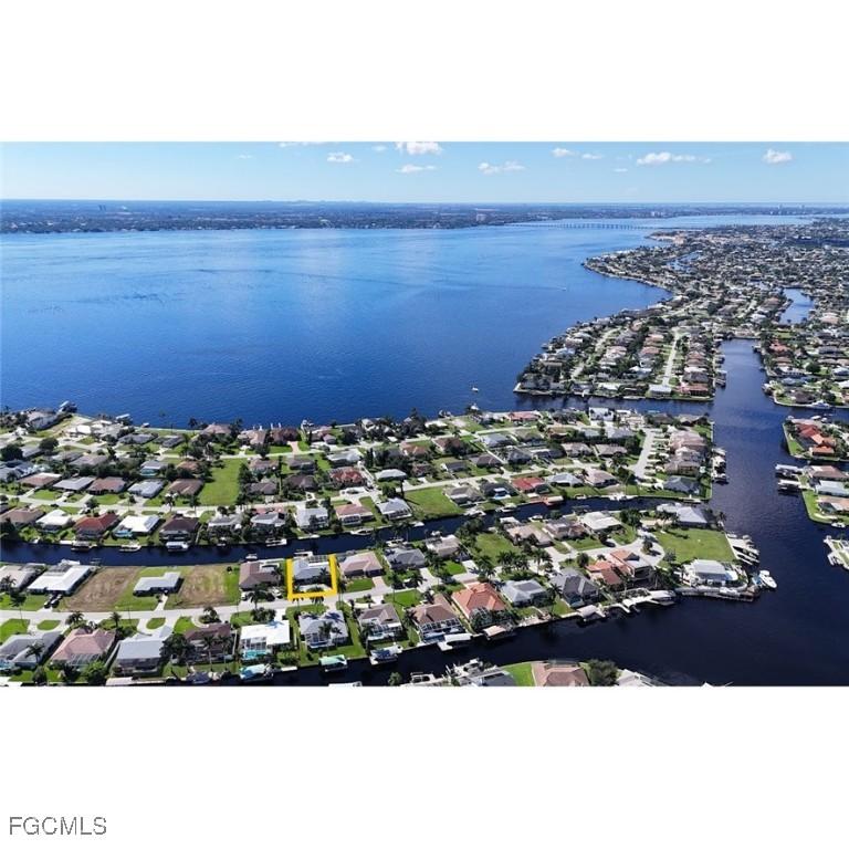 2244 SE 27th St., Cape Coral, FL 33904