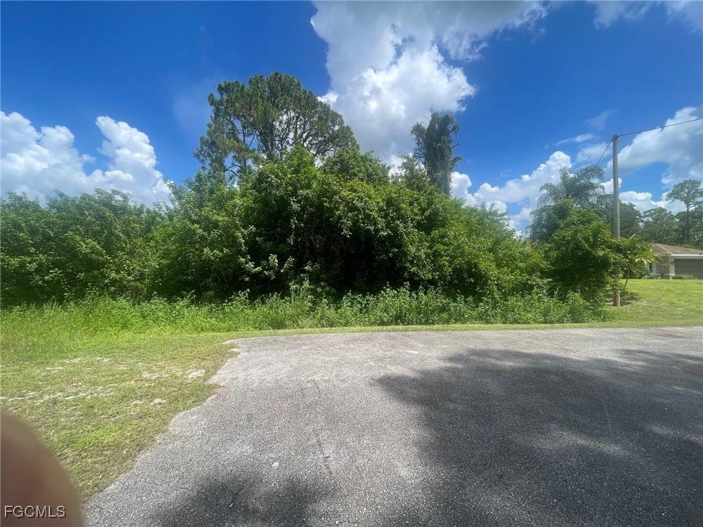 722 Wellington Ave., Lehigh Acres, FL 33972