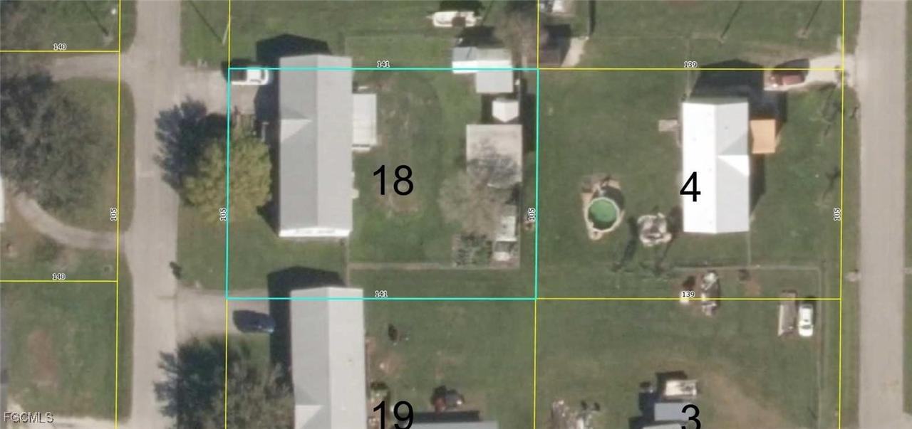 1086 Pine Ave., Moore Haven, FL 33471