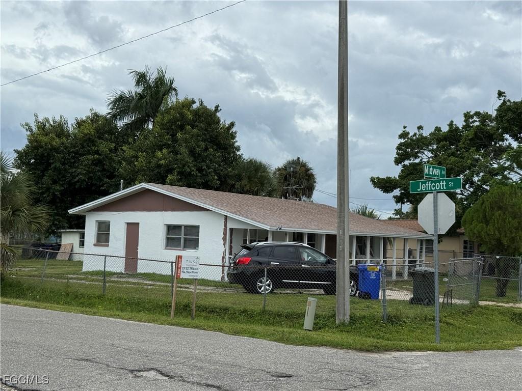 2629 Midway Ave., Fort Myers, FL 33916