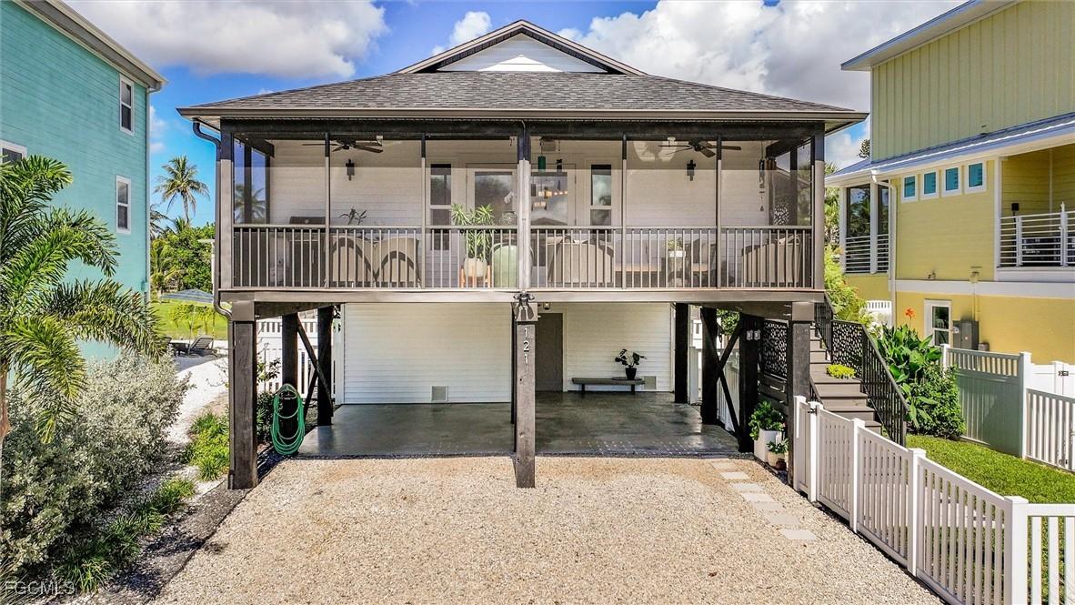 121 Gulfview Ave., Fort Myers Beach, FL 33931