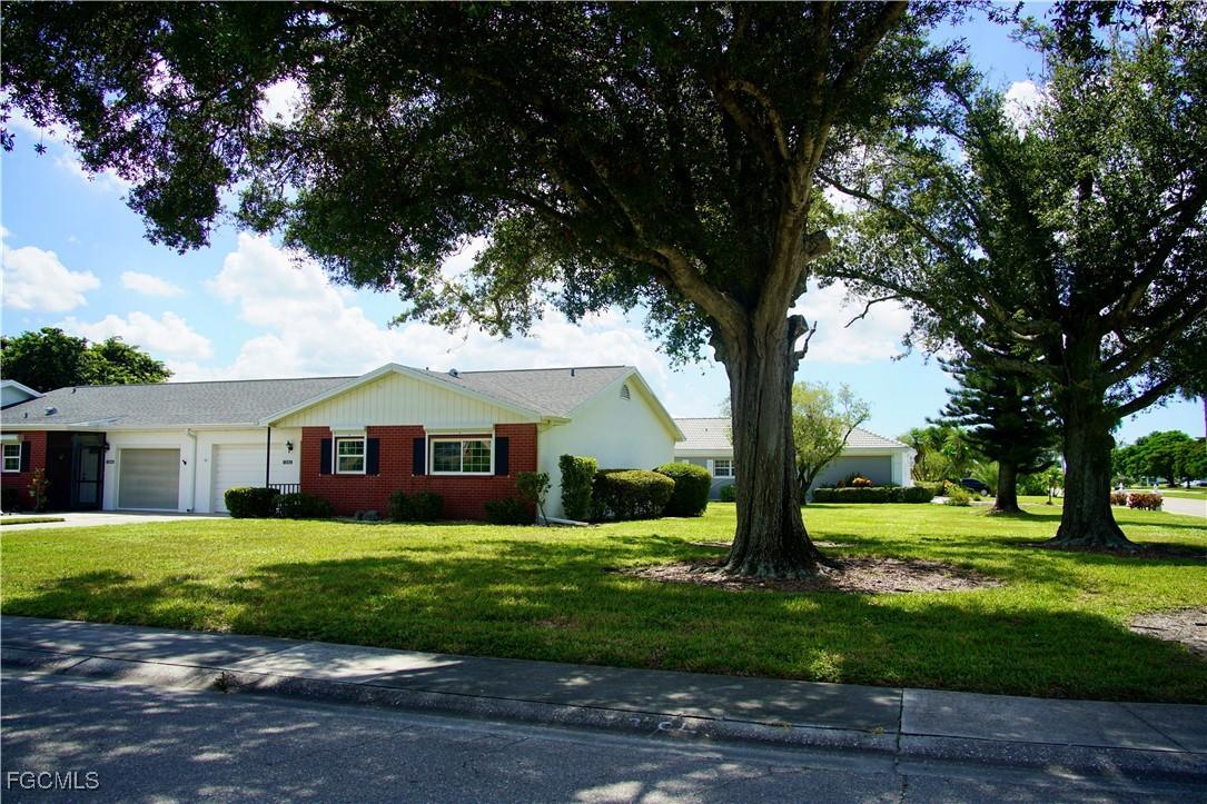 1382 Myerlee Country Club Blvd., Fort Myers, FL 33919