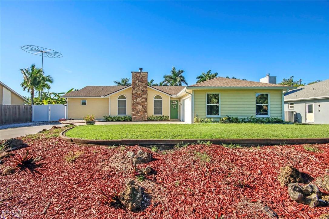 11921 Loras Ln., Fort Myers, FL 33908