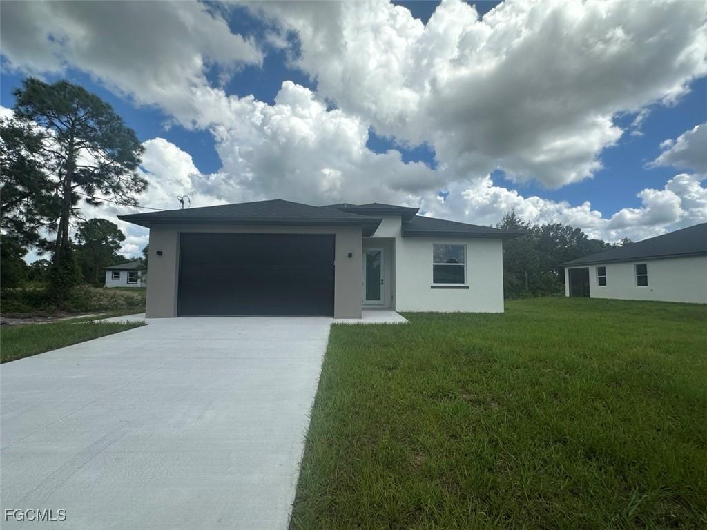 547 Eisenhower Blvd., Lehigh Acres, FL 33974