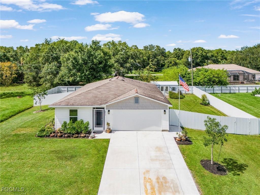 6073 Latimer Ave., Fort Myers, FL 33905