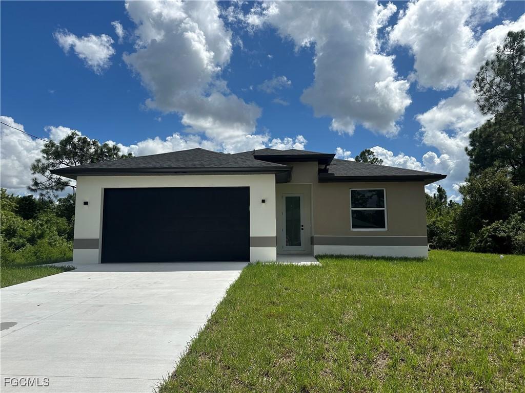 325 Broward Ave., Lehigh Acres, FL 33974