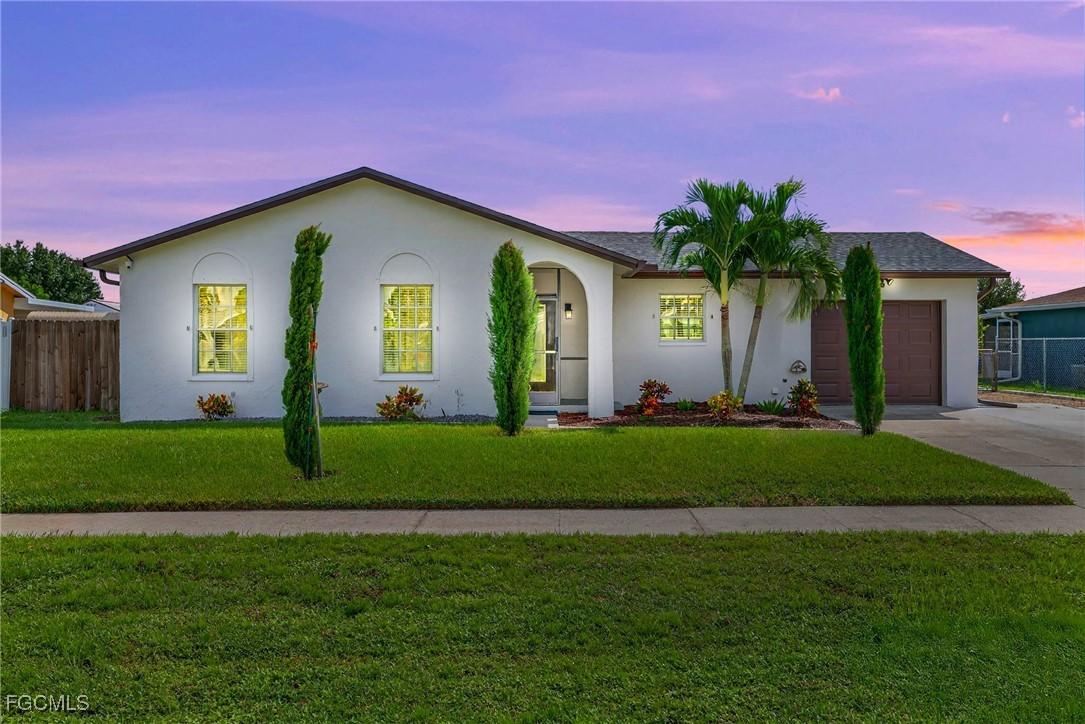 947 Jolly Rd., North Fort Myers, FL 33903