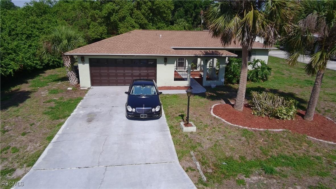 313 Cleveland Ave., Lehigh Acres, FL 33936