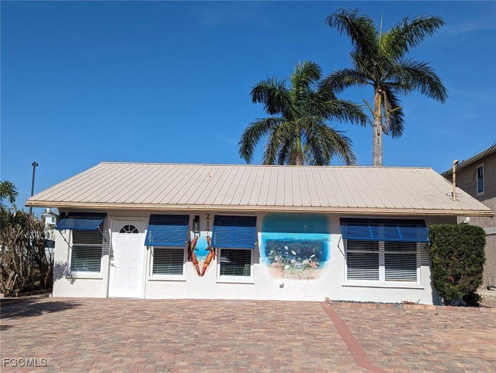 217 Miramar St., Fort Myers Beach, FL
