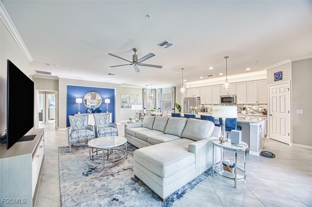 12003 Hawthorn Lake Dr. #201, Fort Myers, FL 33913