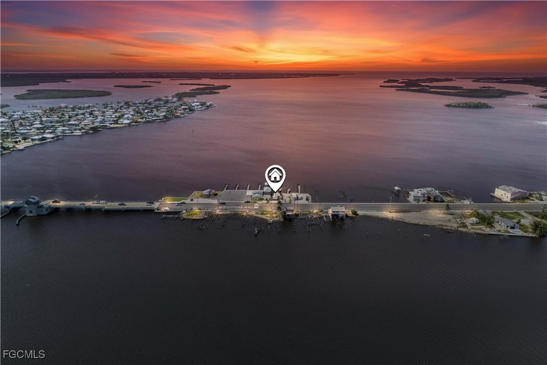 4278 Pine Island Rd., Matlacha, FL 33993