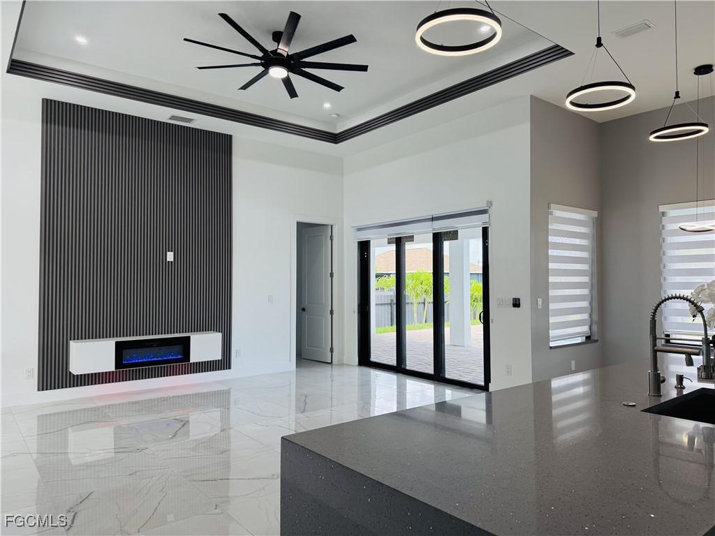 2447 NW 21st Ter., Cape Coral, FL 33993