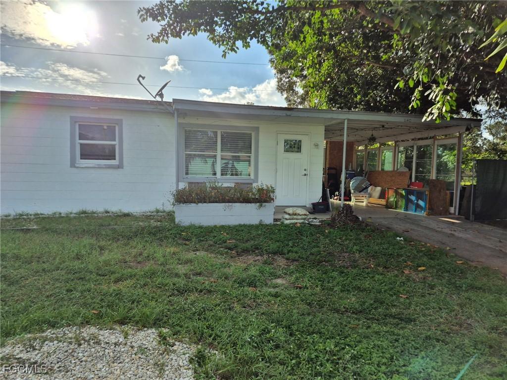 1140 Navajo Ave., Lehigh Acres, FL 33936