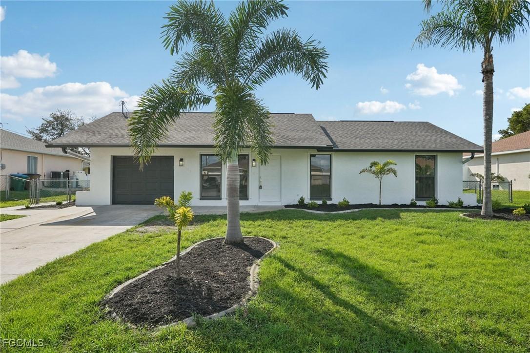 2128 NE 9th Pl., Cape Coral, FL 33909