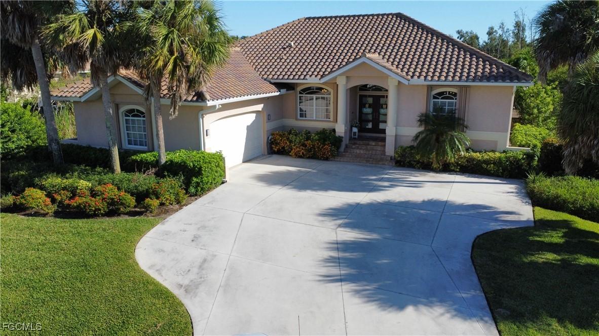 8601 Belle Meade Dr., Fort Myers, FL 33908