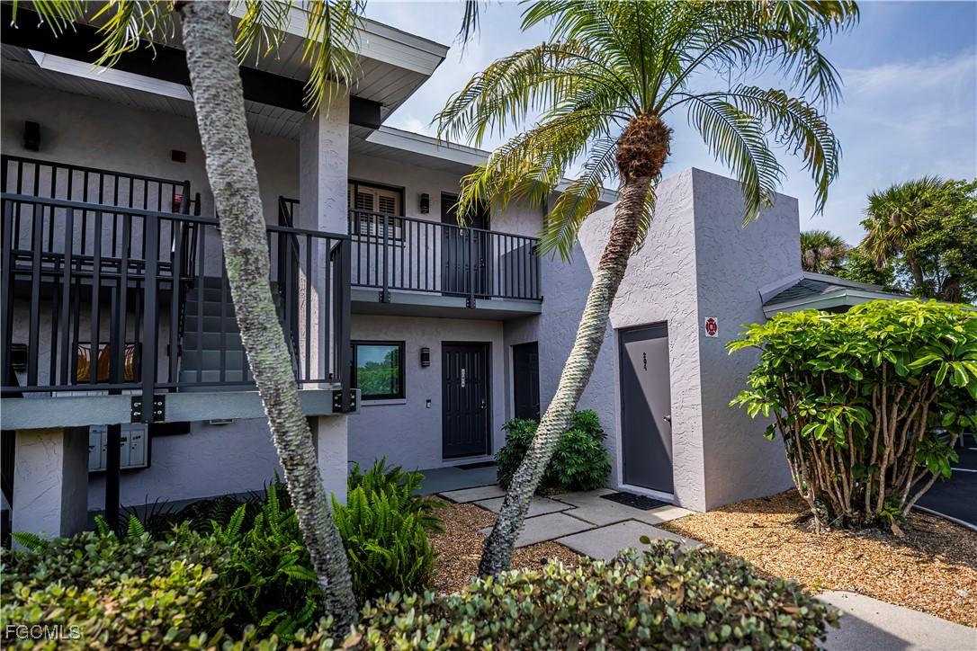 808 Cape Coral Pkwy. #204, Cape Coral, FL 33914