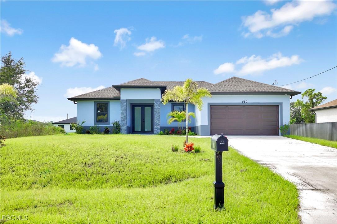 550 Lone Star Ln., Lehigh Acres, FL 33974