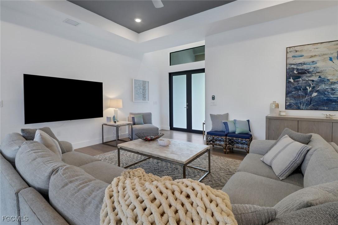 4208 NW 13th St., Cape Coral, FL 33993