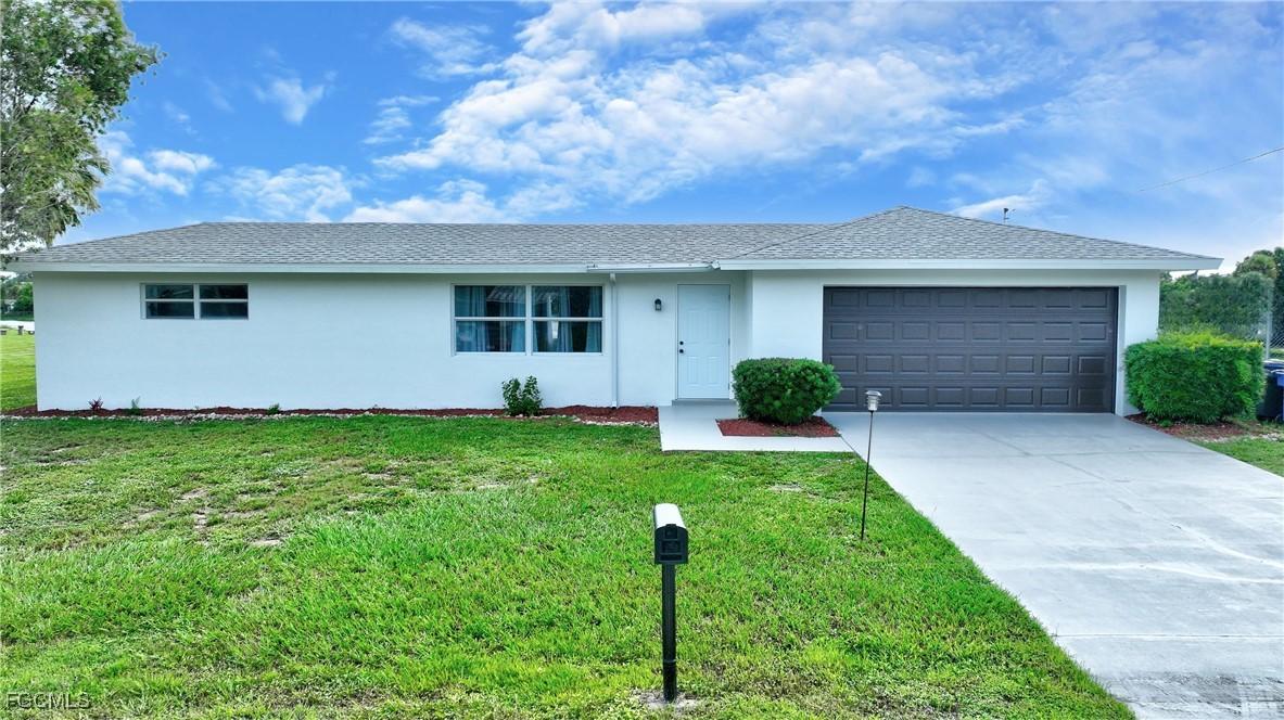 14 Richmond Ave., Lehigh Acres, FL 33936