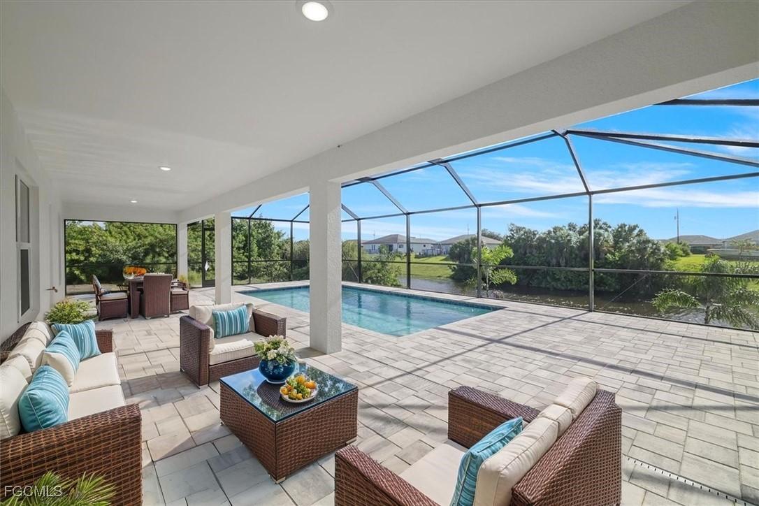 2823 NW 5th Ave., Cape Coral, FL 33993