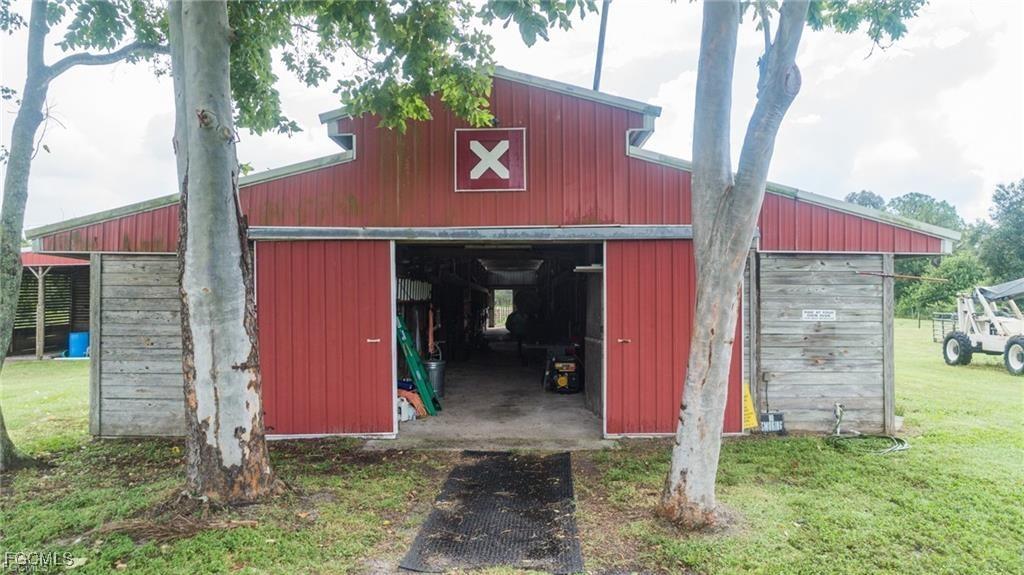 19780 Skipper Rd., North Fort Myers, FL 33917