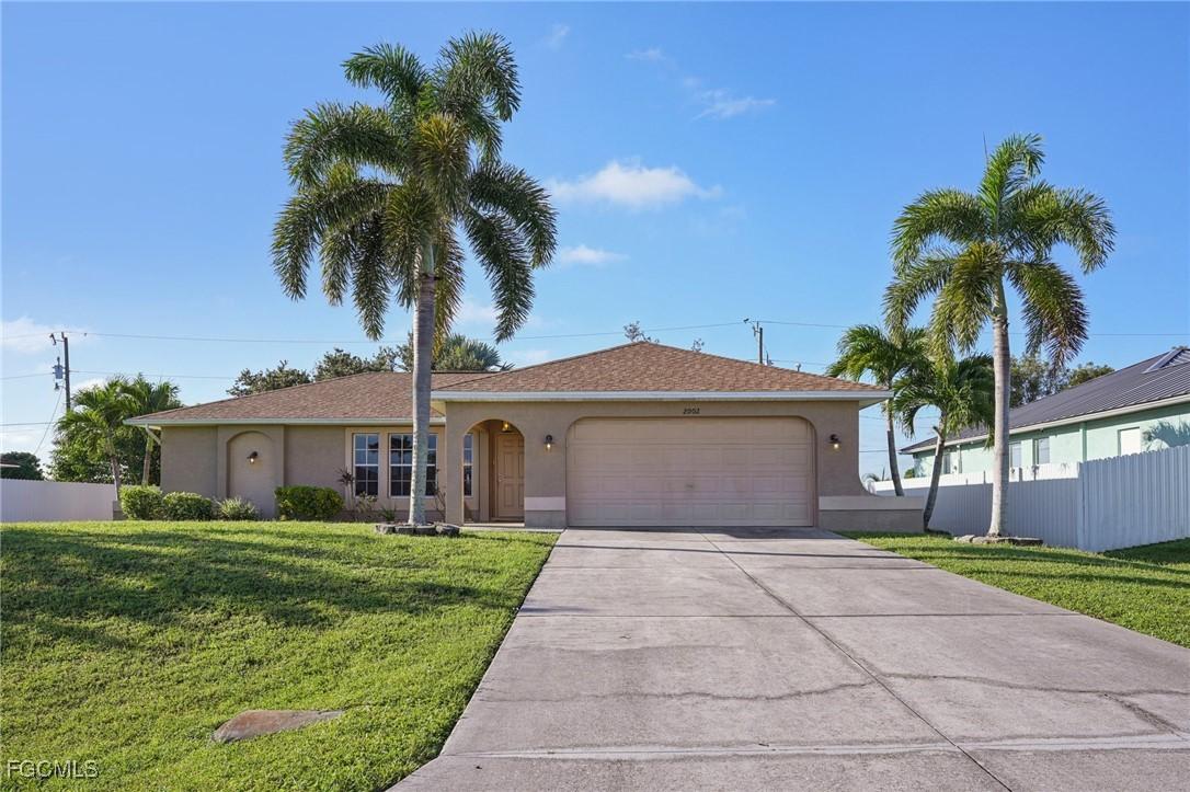 2002 NE 15th Ter., Cape Coral, FL 33909