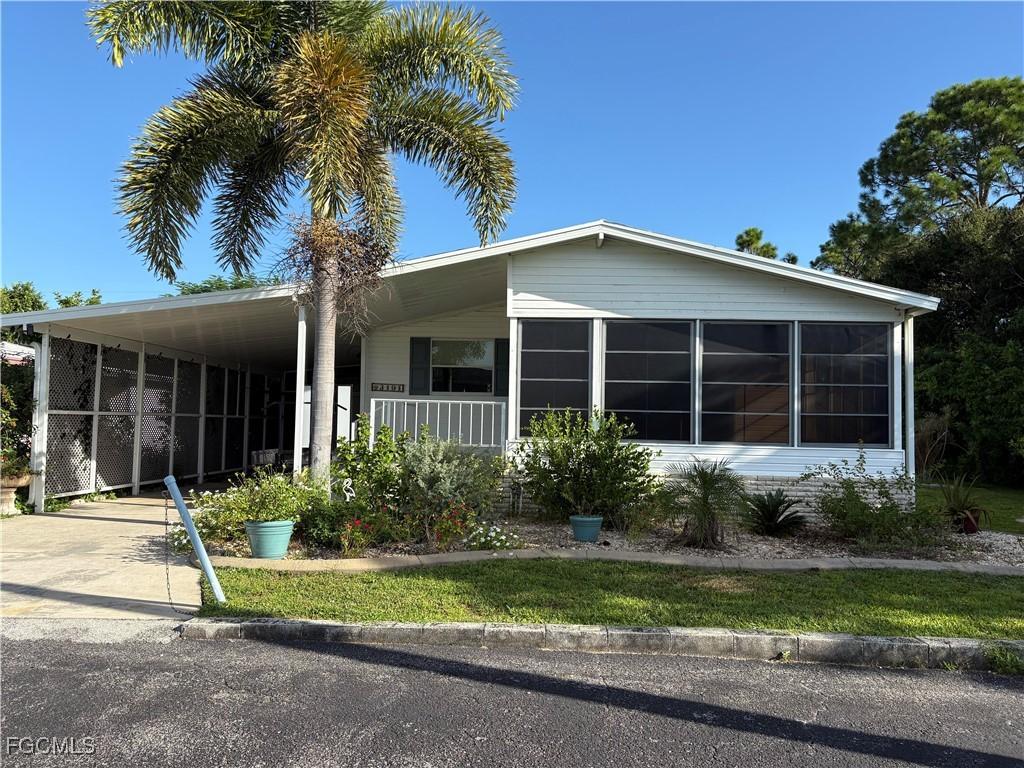 3191 Rain Dance Ln., North Fort Myers, FL 33917