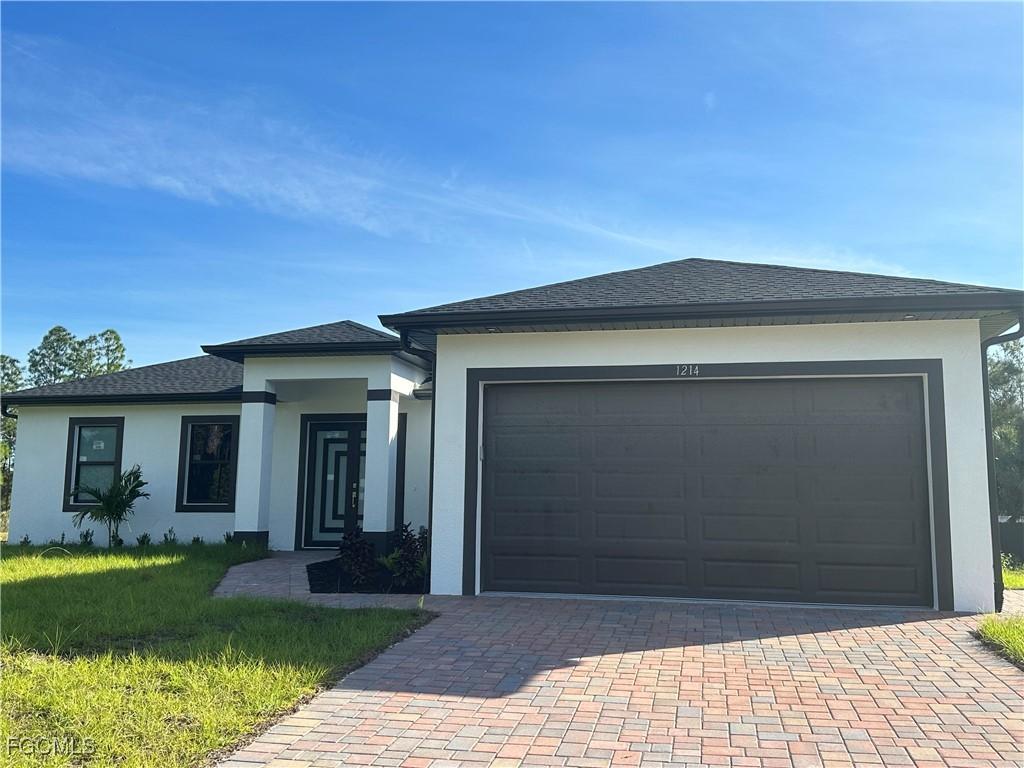 1214 Cherry St., Lehigh Acres, FL 33974