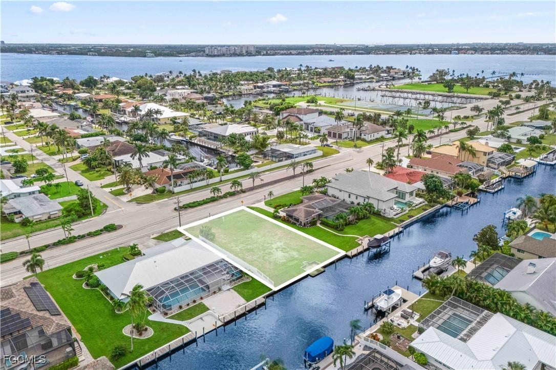 5702 Driftwood Pkwy., Cape Coral, FL 33904