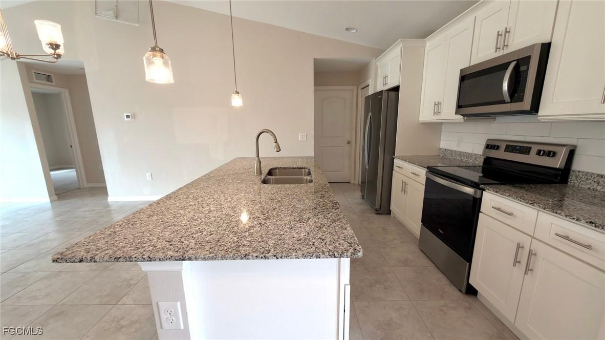 2912 NW 22nd Ave., Cape Coral, FL 33993