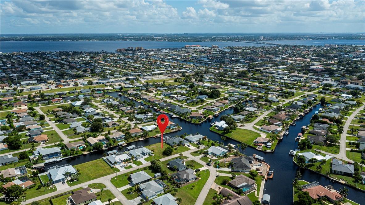 3725 SE 13th Ave., Cape Coral, FL 33904