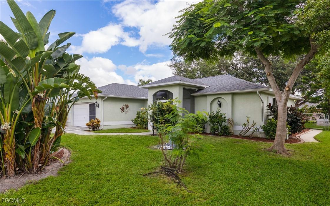 119 SE 14th Ct., Cape Coral, FL 33990