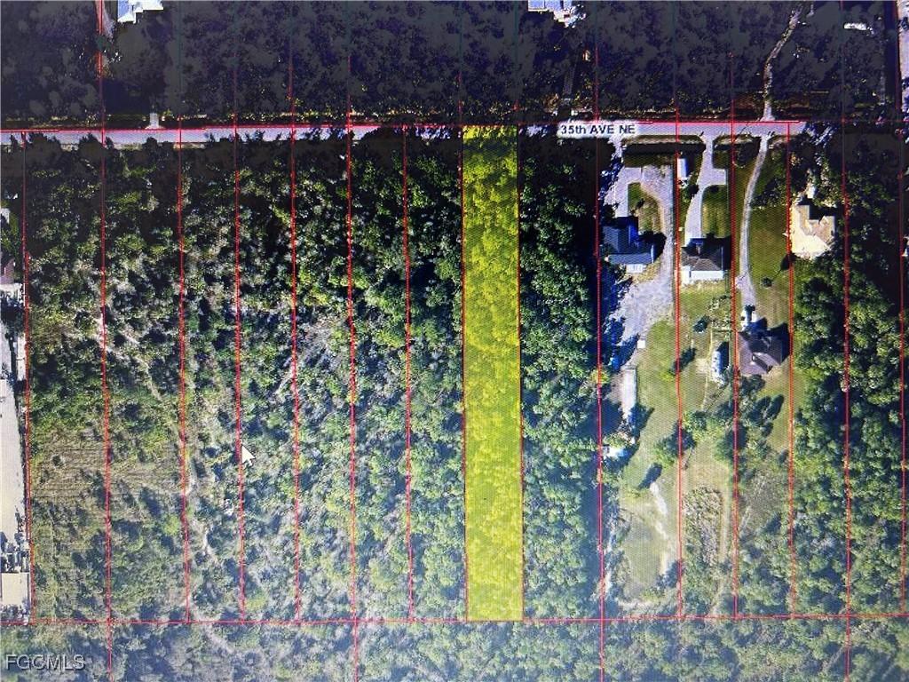 35 NE 35th Ave Ne Ave., Naples, FL 34120