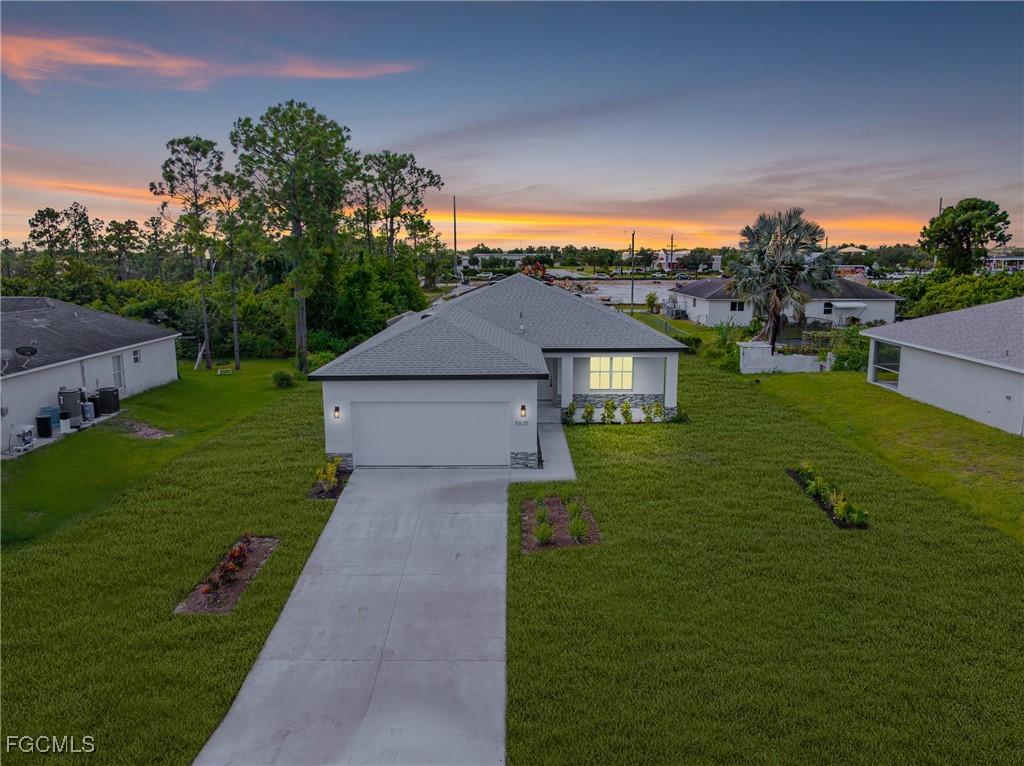 5525 Berryman St., Lehigh Acres, FL 33971