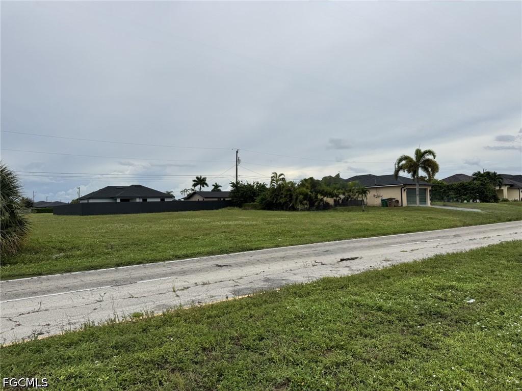 1935 Kismet Pkwy., Cape Coral, FL 33909