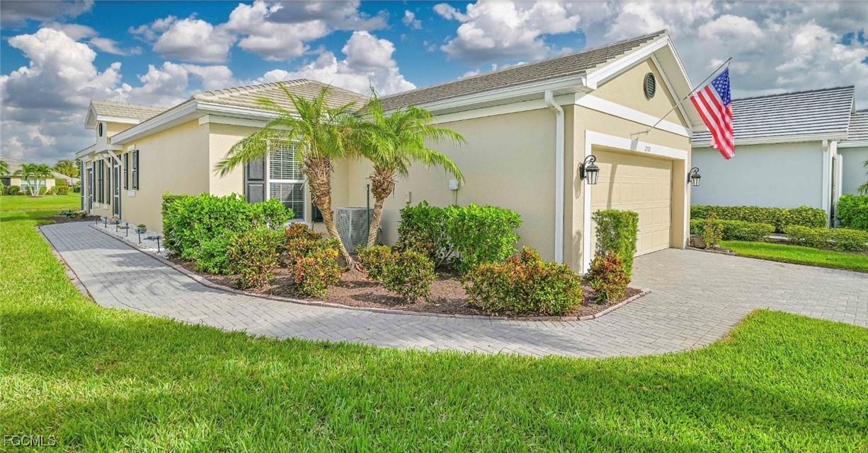 2703 Vareo Ct., Cape Coral, FL 33991