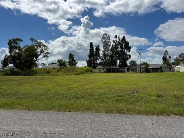 2116 NE 25th Ter., Cape Coral, FL 33909