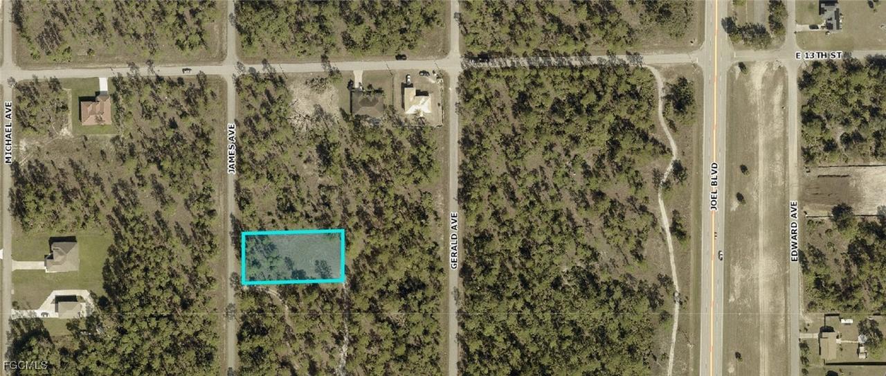 1218 James Ave., Lehigh Acres, FL 33972