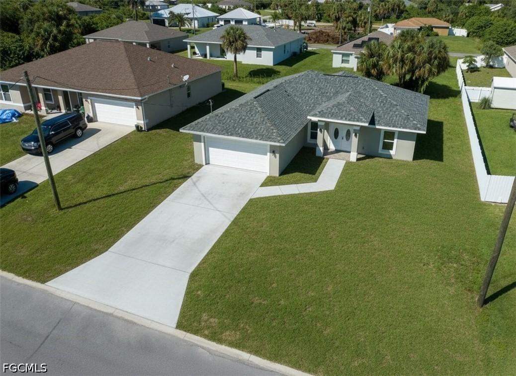 8038 Sunrise Cir., Labelle, FL 33935
