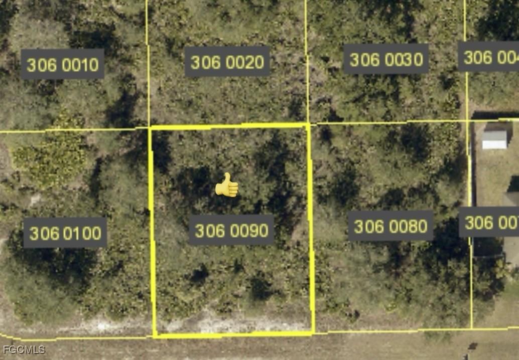 716 Tunney St., Lehigh Acres, FL 33972