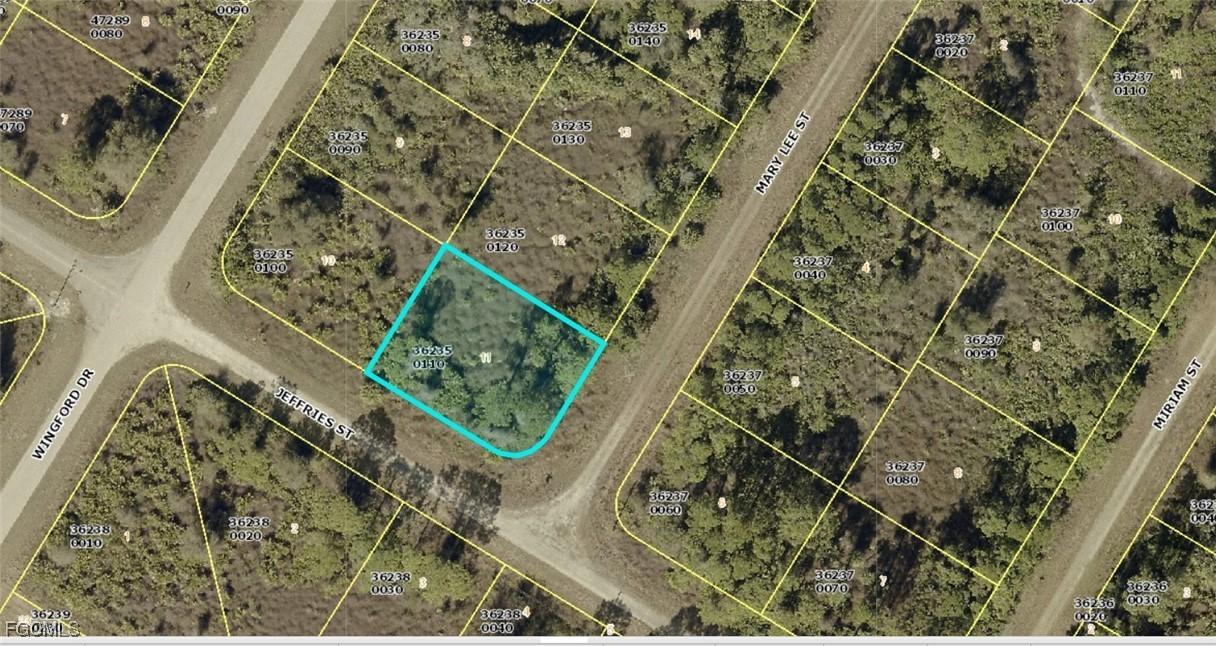 1917 Mary Lee St., Lehigh Acres, FL 33972