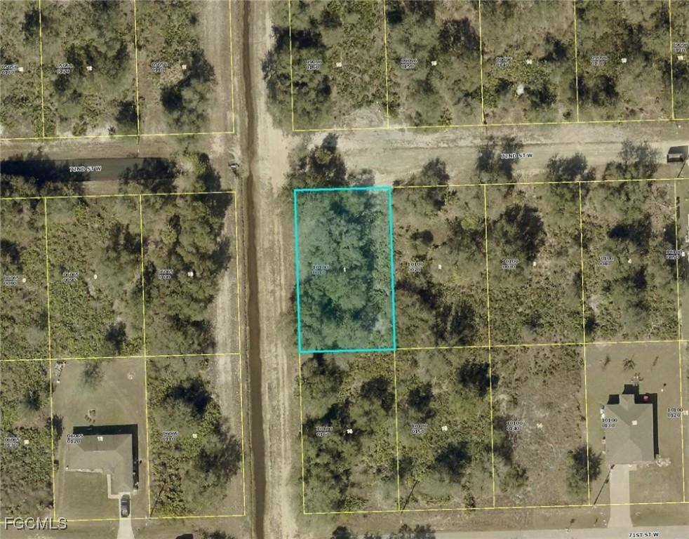 2527 72nd St., Lehigh Acres, FL 33971